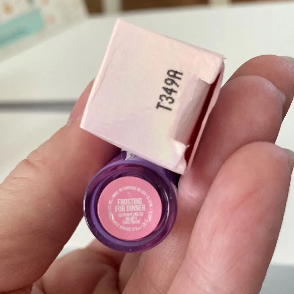 Jeffree Star Supreme Gloss Frosting For Dinner
